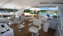 Yacht LOOSE ENDS -  Flybridge